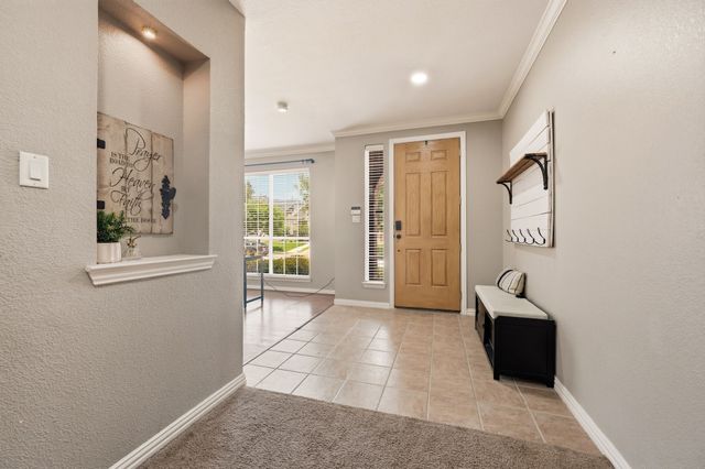 9113 Chardin Park Drive, Fort Worth, TX 76244