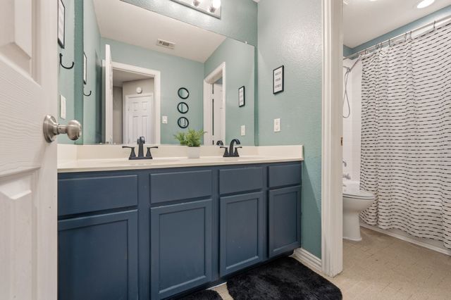9113 Chardin Park Drive, Fort Worth, TX 76244