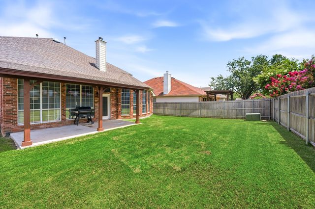 9113 Chardin Park Drive, Fort Worth, TX 76244