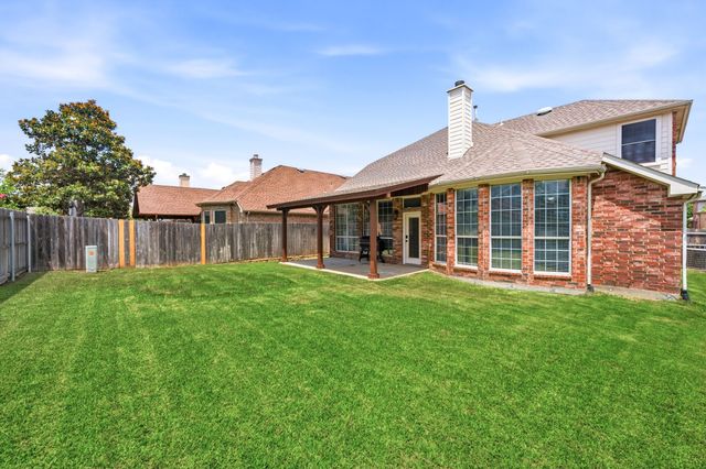 9113 Chardin Park Drive, Fort Worth, TX 76244