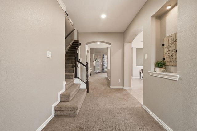 9113 Chardin Park Drive, Fort Worth, TX 76244