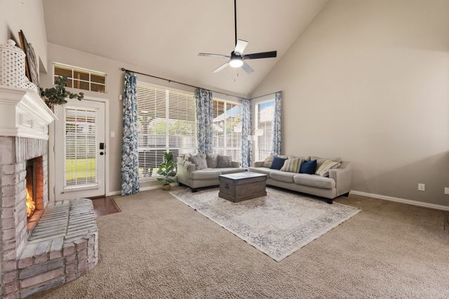 9113 Chardin Park Drive, Fort Worth, TX 76244