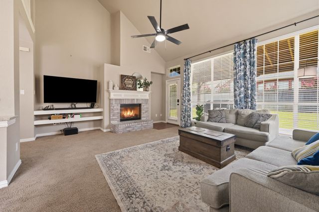 9113 Chardin Park Drive, Fort Worth, TX 76244