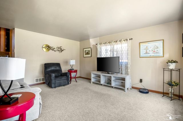 9480 William Street, Taylor, MI 48180