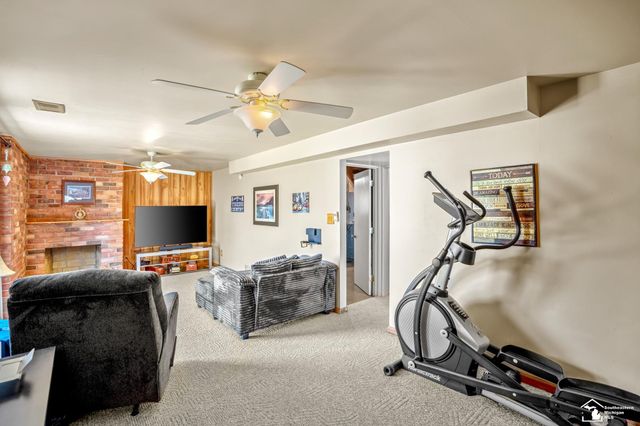 9480 William Street, Taylor, MI 48180