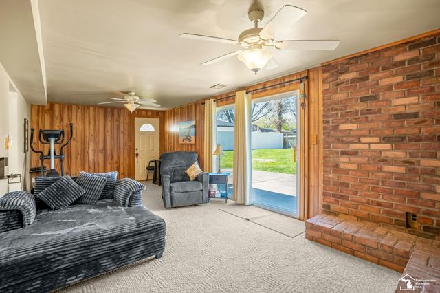 9480 William Street, Taylor, MI 48180