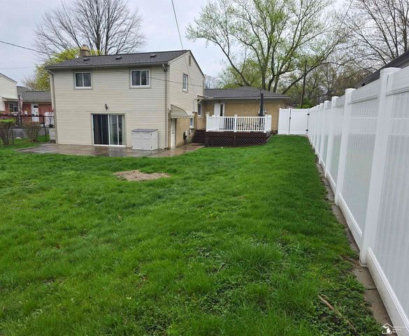 9480 William Street, Taylor, MI 48180