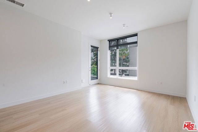 10601 Washington Boulevard 203, Culver City, CA 90232