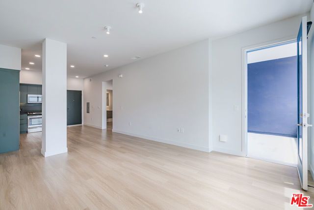 10601 Washington Boulevard 203, Culver City, CA 90232