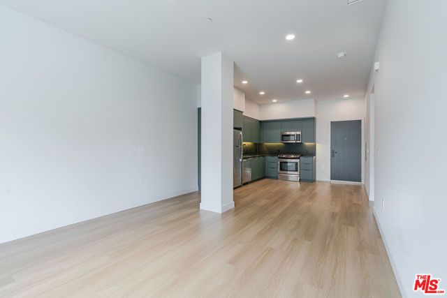 10601 Washington Boulevard 203, Culver City, CA 90232