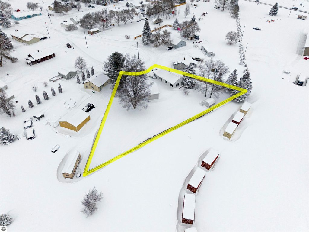 Image 44 of property listing at 10089 Otis Drive, Mancelona, MI 49659