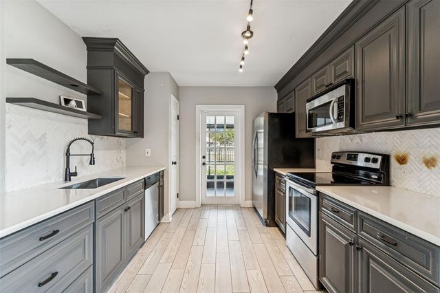 1615 COBBLER DRIVE, Lutz, FL 33559