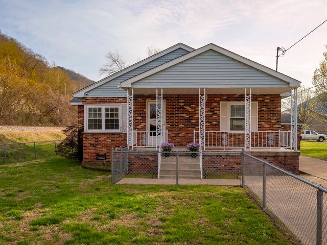 118 Maroney Lane, Shrewsbury, WV 25015