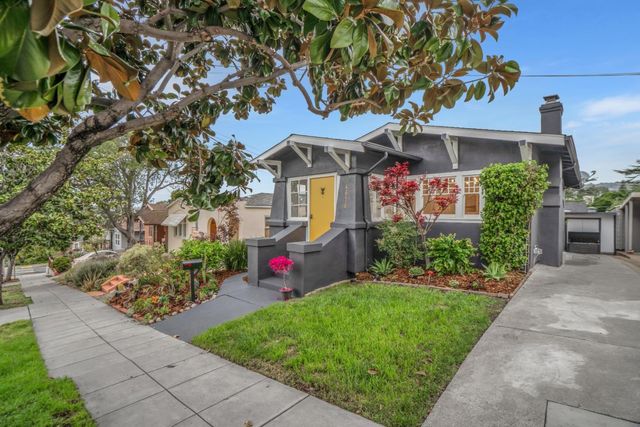 4618 Walnut Street, Oakland, CA 94619