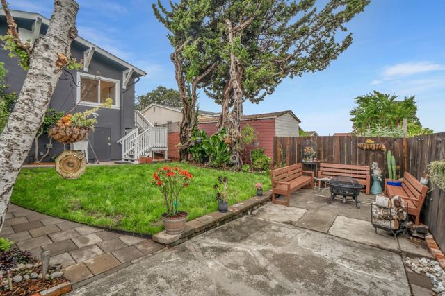 4618 Walnut Street, Oakland, CA 94619