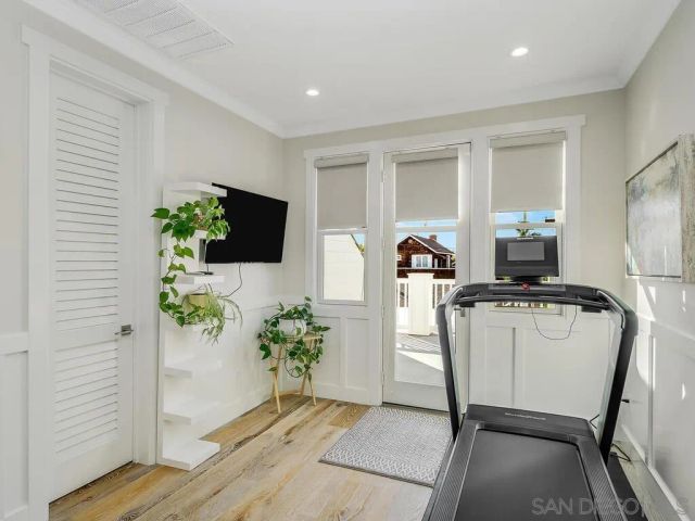 120 I Ave, Coronado, CA 92118