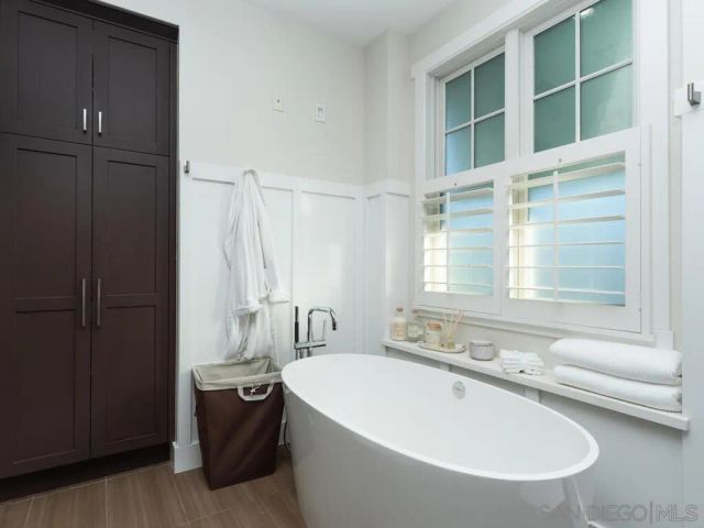 120 I Ave, Coronado, CA 92118