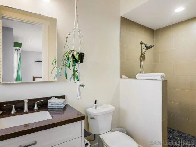 120 I Ave, Coronado, CA 92118