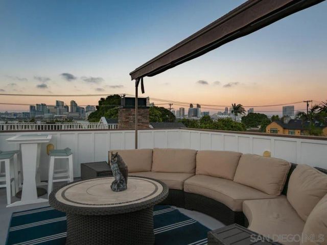 120 I Ave, Coronado, CA 92118