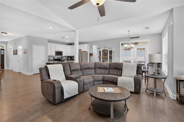 711 Barnes Road, Seneca, SC 29672