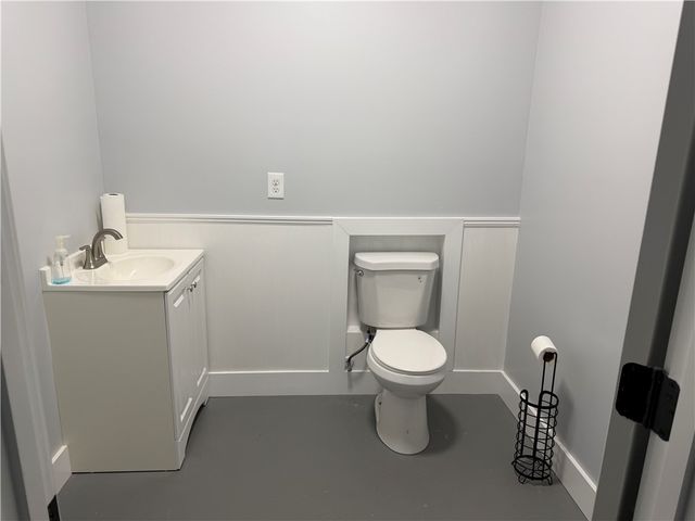 711 Barnes Road, Seneca, SC 29672