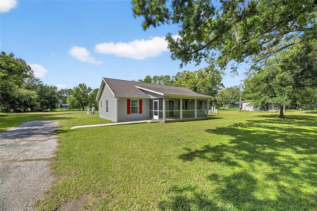 7045 STAFFORD ROAD, Dover, FL 33527