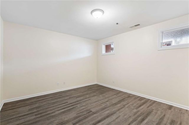 610 Vinings Estates Drive SE B12, Mableton, GA 30126