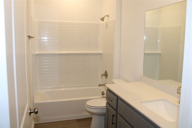 628 Blue Ridge Drive, Mansfield, TX 76063