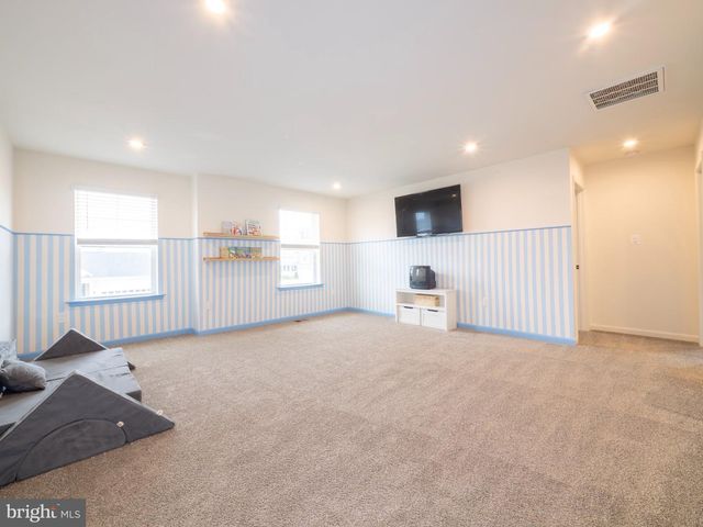 101 POE DR, Winchester, VA 22602