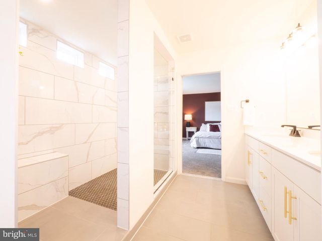 101 POE DR, Winchester, VA 22602