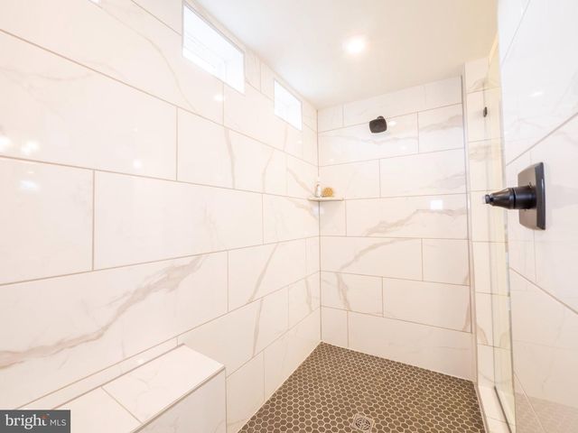101 POE DR, Winchester, VA 22602