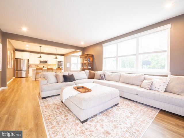 101 POE DR, Winchester, VA 22602