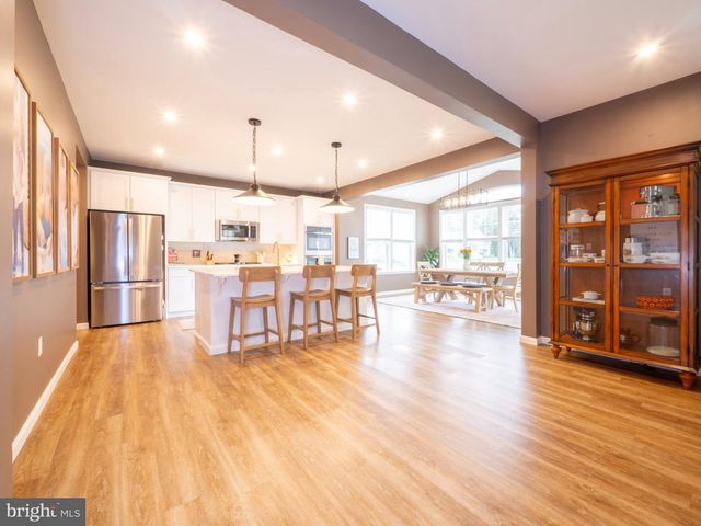 101 POE DR, Winchester, VA 22602