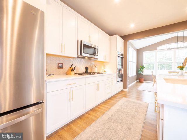 101 POE DR, Winchester, VA 22602