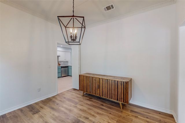 2251 Woodcreek Street, Carrollton, TX 75006
