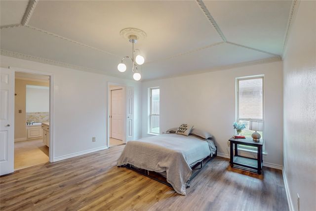 2251 Woodcreek Street, Carrollton, TX 75006