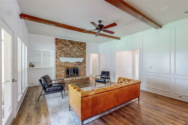 2251 Woodcreek Street, Carrollton, TX 75006