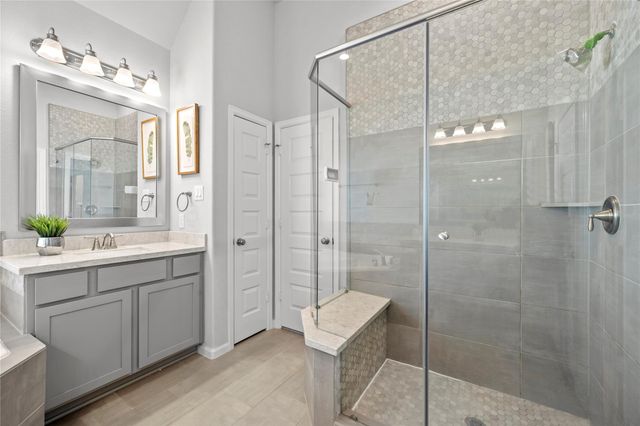 4007 Centre Valley Lane, Houston, TX 77043