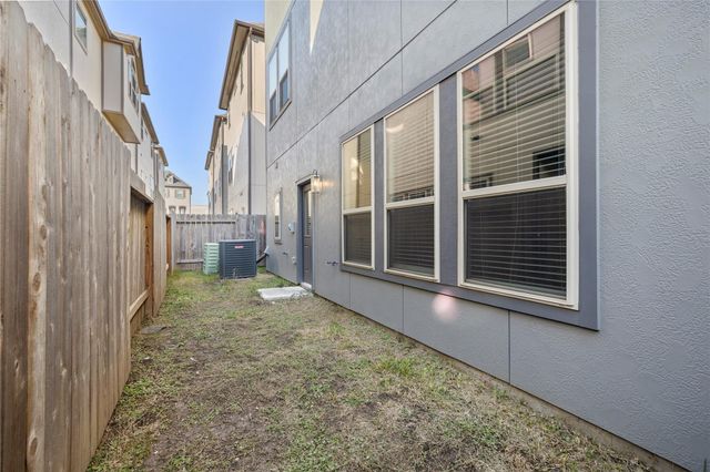 4007 Centre Valley Lane, Houston, TX 77043