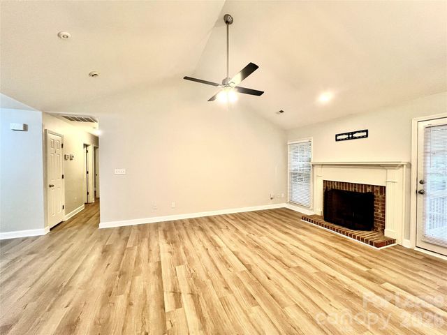 4409 Stonefield Drive, Charlotte, NC 28269
