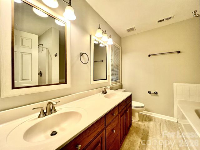 4409 Stonefield Drive, Charlotte, NC 28269