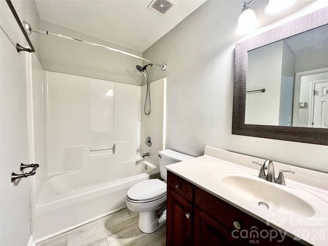 4409 Stonefield Drive, Charlotte, NC 28269