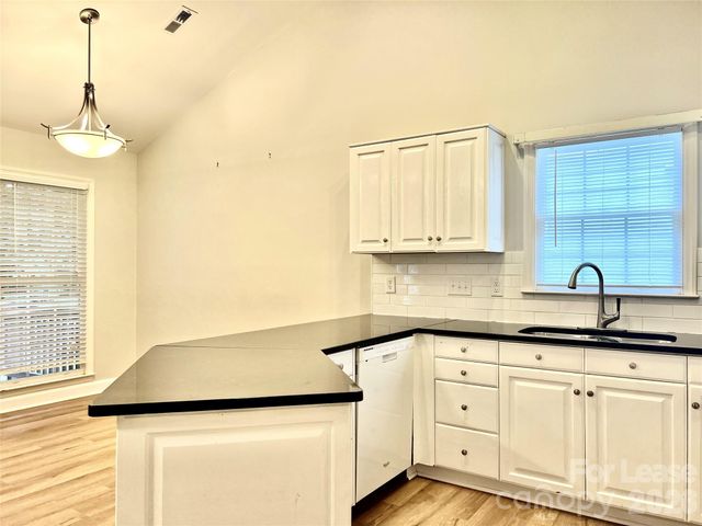 4409 Stonefield Drive, Charlotte, NC 28269