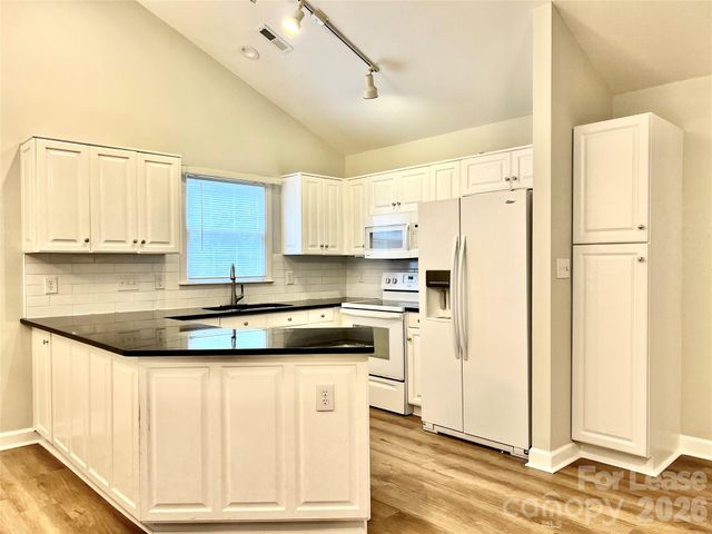 4409 Stonefield Drive, Charlotte, NC 28269