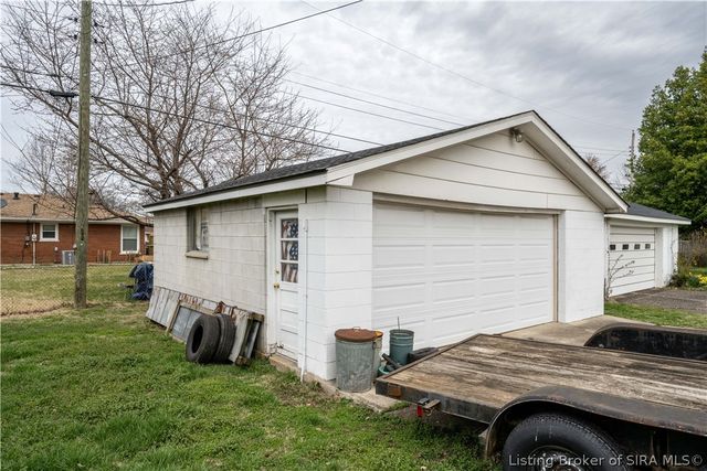 507 Evergreen Drive, Clarksville, IN 47129