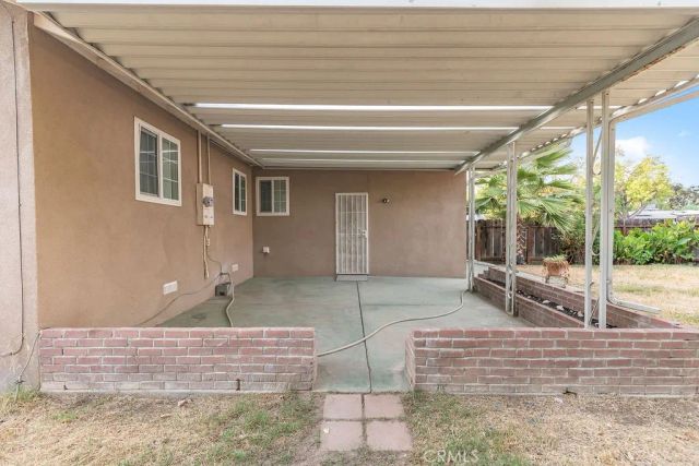 1420 W 25th Street, Merced, CA 95340