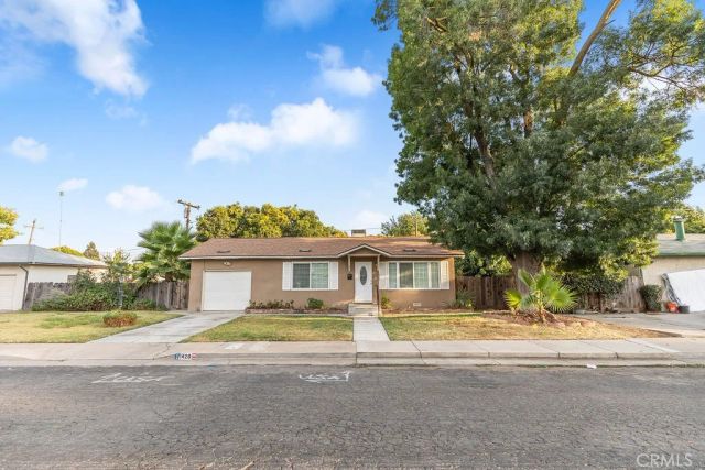 1420 W 25th Street, Merced, CA 95340