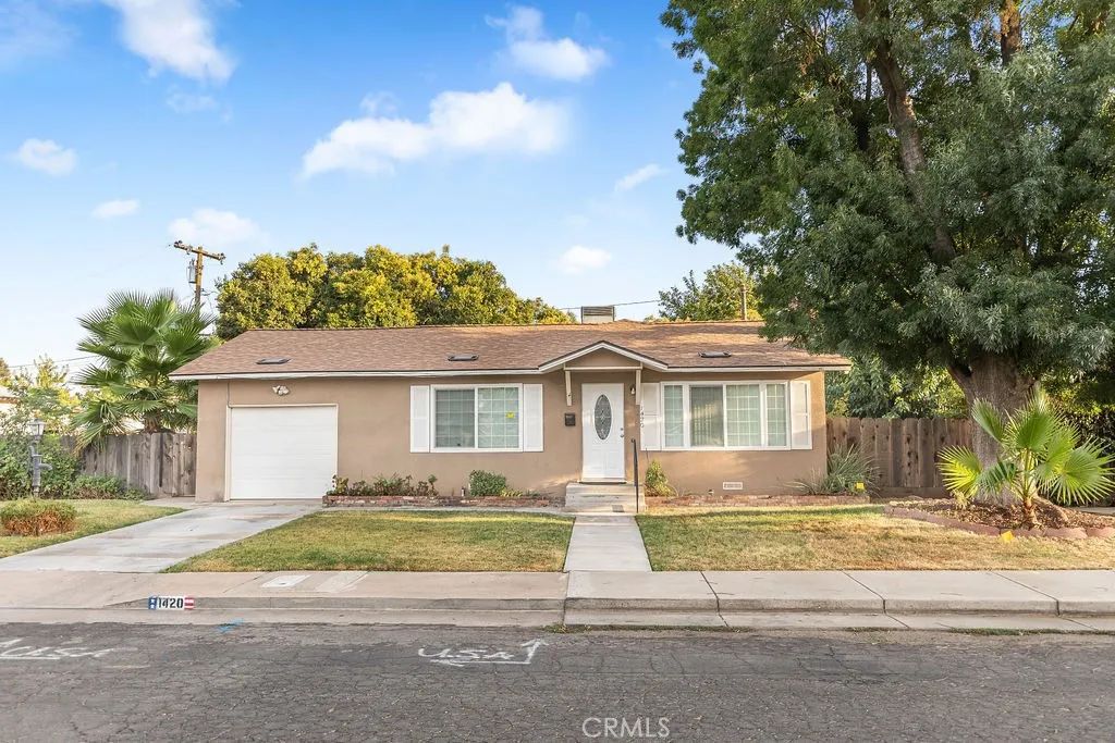 1420 W 25th Street, Merced, CA 95340