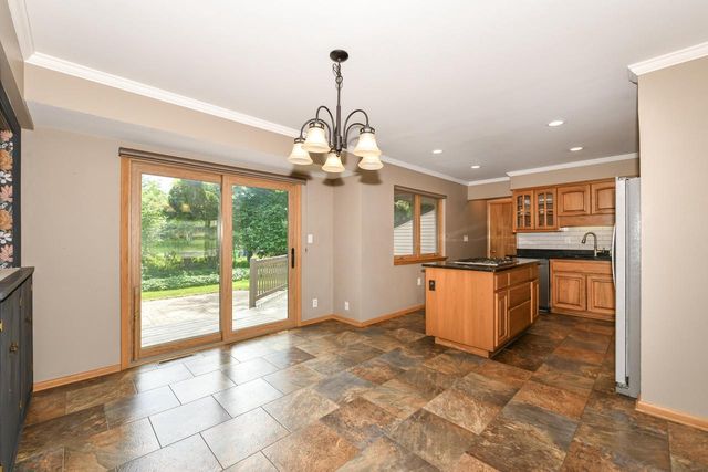 1900 N 166th STREET, Brookfield, WI 53005