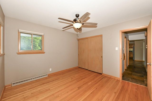 1900 N 166th STREET, Brookfield, WI 53005